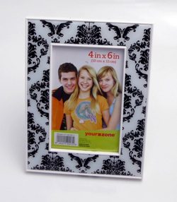Picture Frame with Video Camera