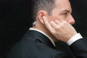 agent with a headset